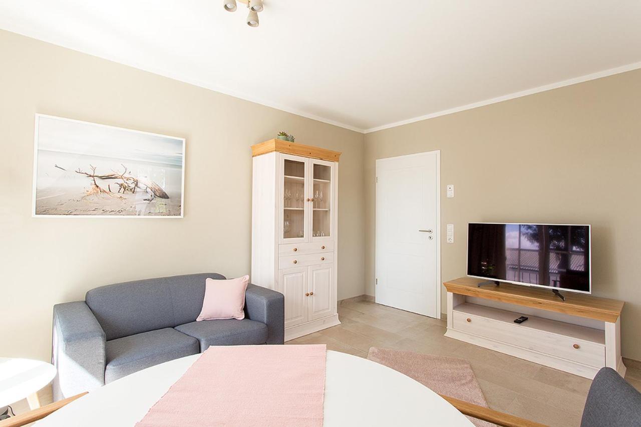 Ilex Appartements Born Buitenkant foto